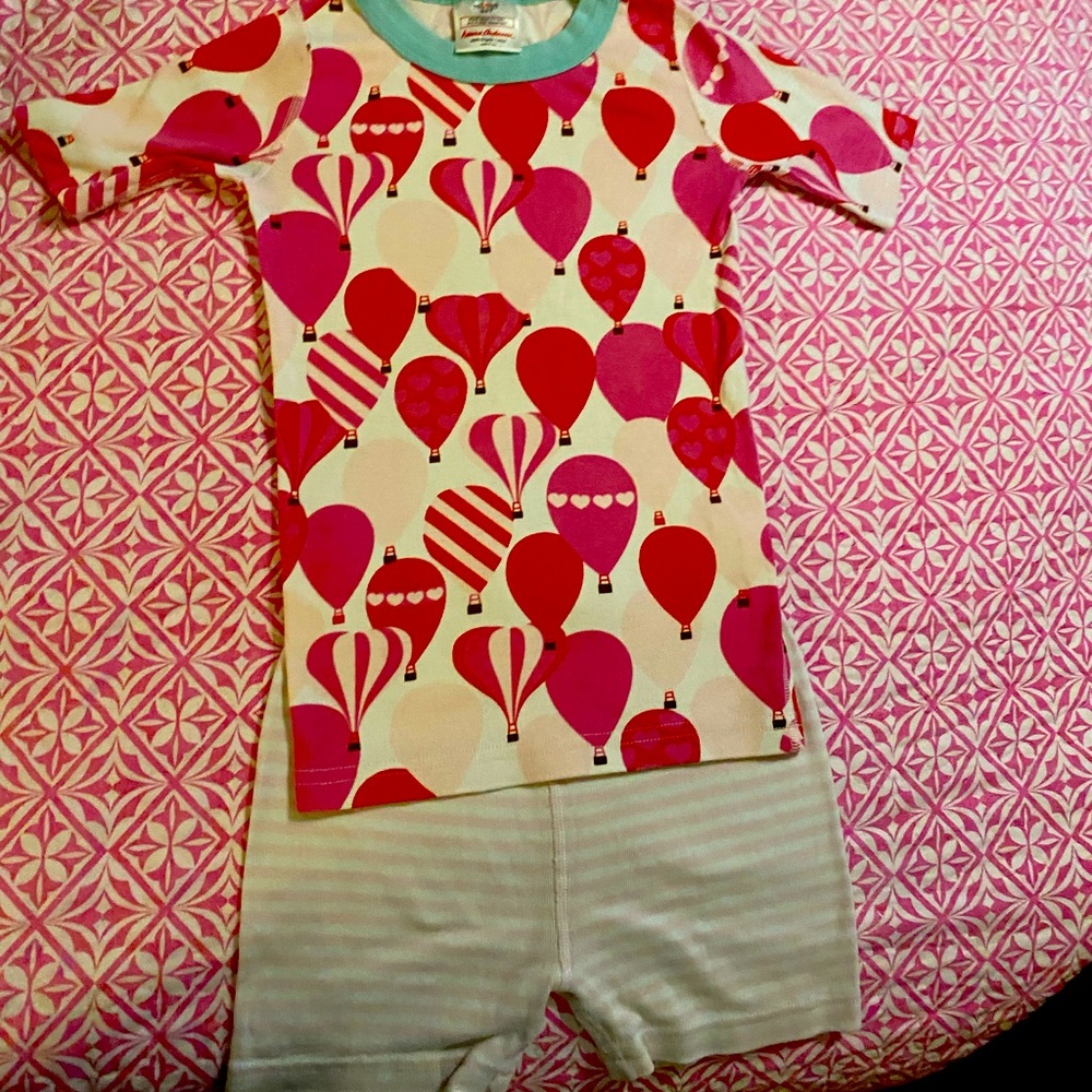 COPY - Adorable Hanna jams!